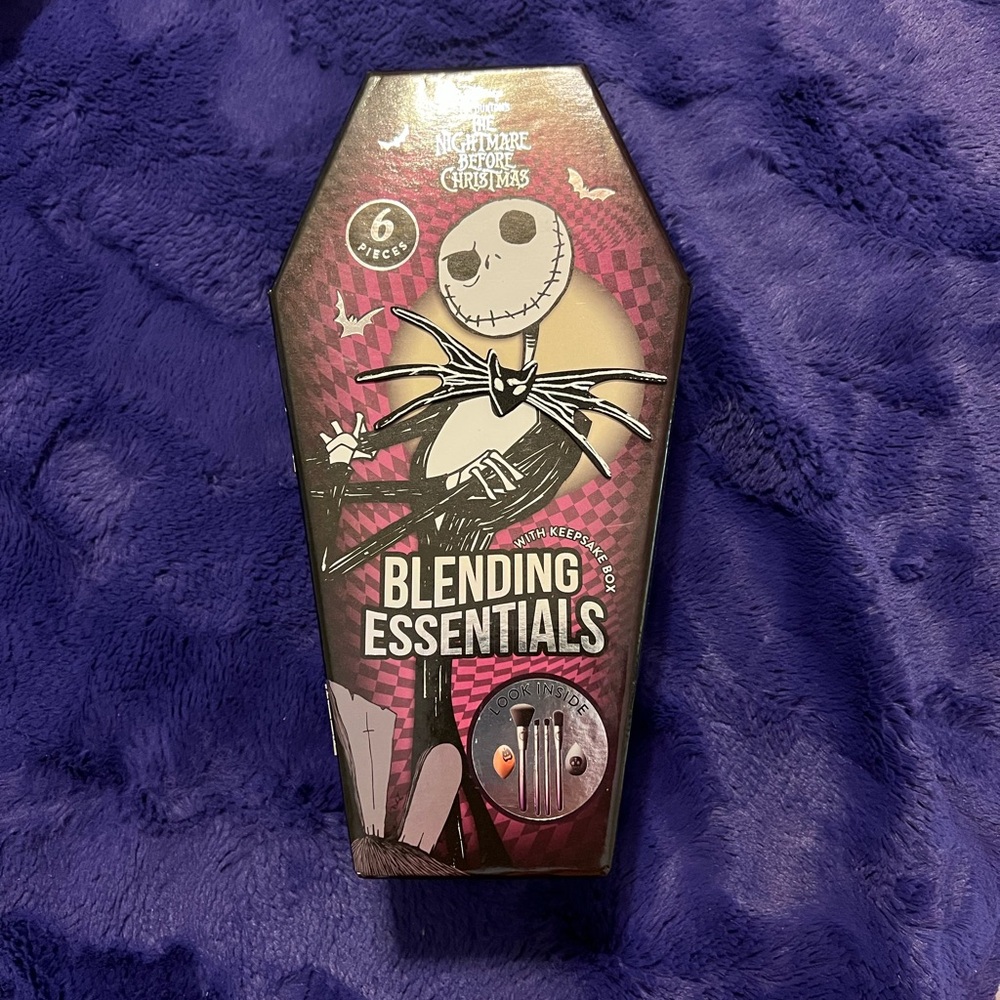 Nightmare Before Christmas Blending Essentials with Keepsake Box - sealed